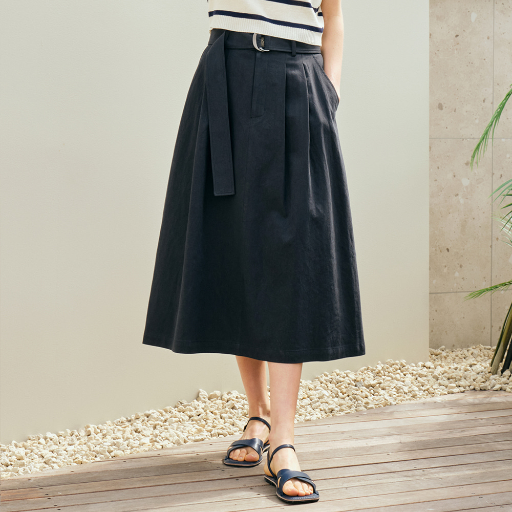 linen 4-tuck skirt_navy
